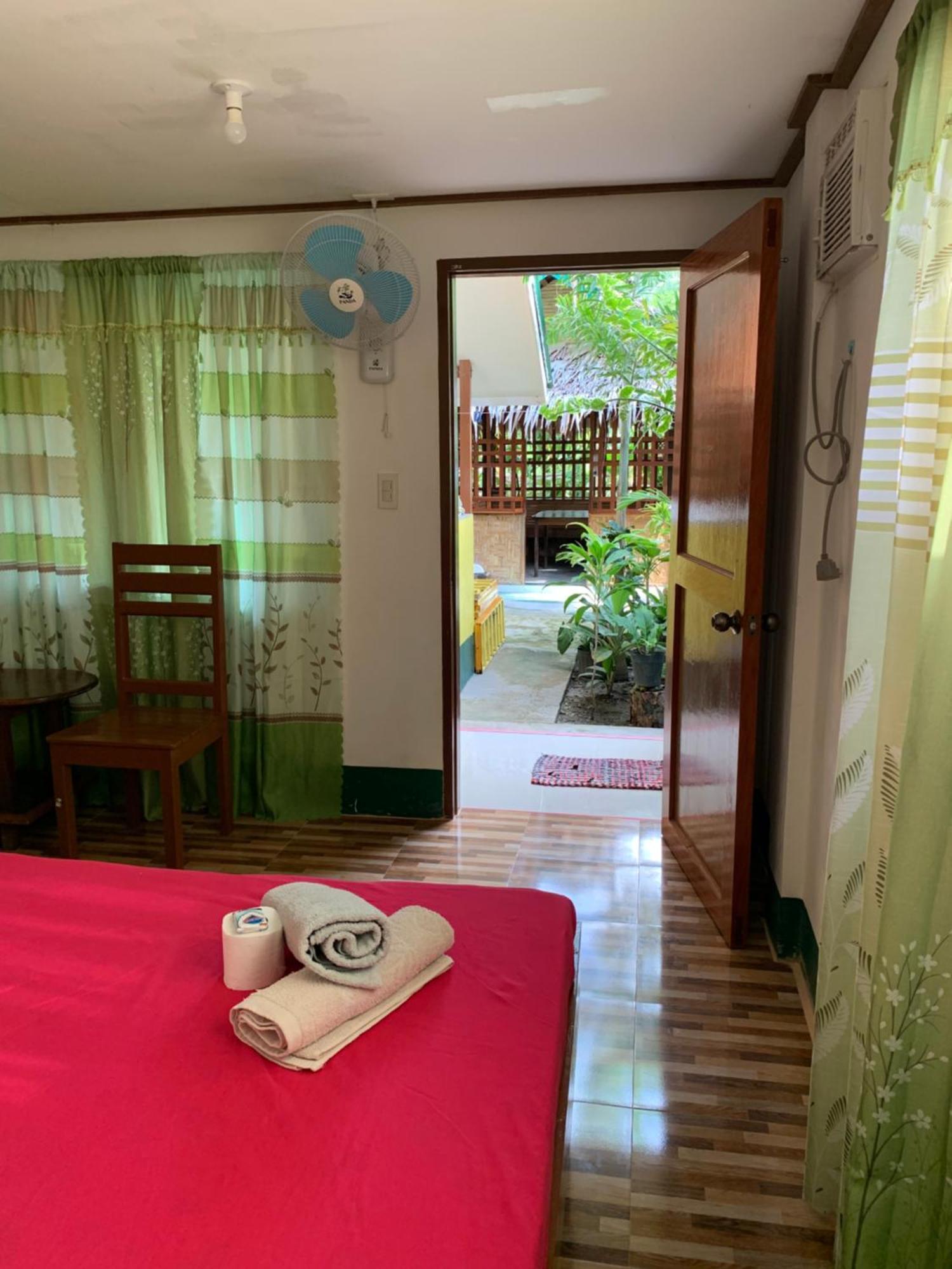 Divinagracia Cottages Сан-Висенте Экстерьер фото